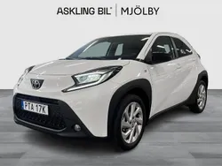 Vit Ny 2025 Toyota Aygo Comfort Halvkombi | 193 000 kr (Lite dyr)