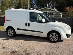 Vit Begagnad 2014 Opel Combo Minibuss | 57 000 kr (Marknadspris)