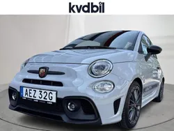 Grå Begagnad 2022 Fiat 500 Abarth Abarth Halvkombi | 239 000 kr