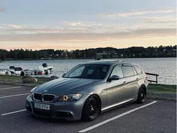 Grå Begagnad 2010 BMW 325 M Sport Kombi | 79 000 kr (Bra pris)