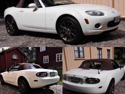 Vit Begagnad 2006 Mazda MX5 Cab | 100 000 kr (Marknadspris)