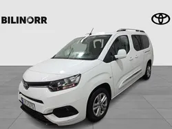 Vit Begagnad 2021 Toyota Proace Verso Active Kombi | 299 900 kr