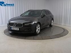 Grå Begagnad 2023 Volvo V90 Core Kombi | 374 900 kr (Marknadspris)