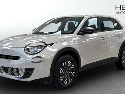 Grå (beige) Ny 2025 Fiat 600 Lounge Halvkombi | 307 800 kr (Marknadspris)