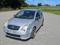 Silver Begagnad 2004 Citroën C2 VTR Sport Halvkombi | 20 000 kr (Bra pris)