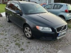 Begagnad 2009 Volvo V70 Momentum Kombi | 65 000 kr (Bra pris)
