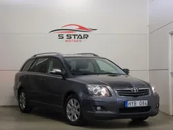 Grå Begagnad 2008 Toyota Avensis Kombi | 37 900 kr (Marknadspris)