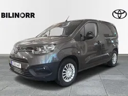 Mörkgrå (grå) Begagnad 2023 Toyota Proace City Van | 299 900 kr (Superpris)