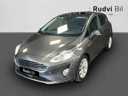 Grå Begagnad 2017 Ford Fiesta Halvkombi | 149 900 kr (Dyr)