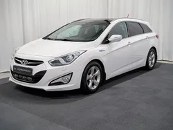 Vit Begagnad 2011 Hyundai i40 Kombi | 68 900 kr (Marknadspris)