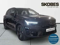 Svart Begagnad 2025 Volvo EX40 Performance SUV | 598 900 kr