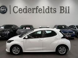 Vit Begagnad 2020 Toyota Yaris Hybrid Active Halvkombi | 159 900 kr (Lite dyr)
