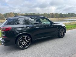 Svart Begagnad 2019 BMW X5 M Sport SUV | 450 000 kr (Marknadspris)