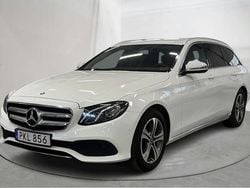 Vit Begagnad 2017 Mercedes E220 Avantgarde Kombi | 229 800 kr (Superpris)