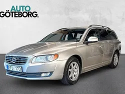 Ljusbrun Begagnad 2013 Volvo V70 Momentum Kombi | 129 900 kr (Marknadspris)