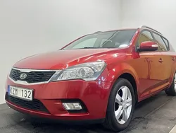 Röd Begagnad 2010 Kia Ceed Sportswagon 3 Kombi | 34 900 kr (Marknadspris)