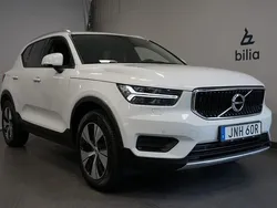 Vit Begagnad 2022 Volvo XC40 Momentum SUV | 298 900 kr (Bra pris)