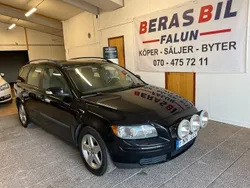 Svart Begagnad 2007 Volvo V50 Kinetic Kombi | 39 900 kr (Marknadspris)