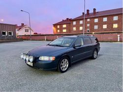 Blå Begagnad 2006 Volvo V70 Business Edition Kombi | 28 500 kr (Marknadspris)