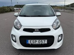 Vit Begagnad 2016 Kia Picanto Halvkombi | 55 000 kr (Marknadspris)
