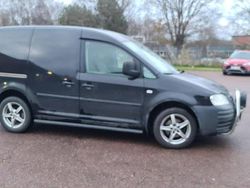 Svart Begagnad 2007 VW Caddy Minibuss | 24 900 kr (Marknadspris)