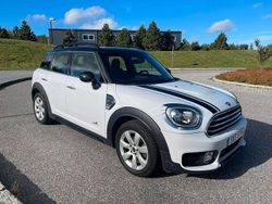 Vit Begagnad 2018 Mini Cooper Countryman Salt SUV | 189 000 kr (Dyr)