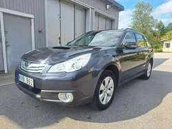 Grå Begagnad 2011 Subaru Outback SUV | 79 900 kr (Bra pris)