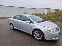Silver Begagnad 2008 Toyota Avensis Sedan | 43 000 kr (Dyr)
