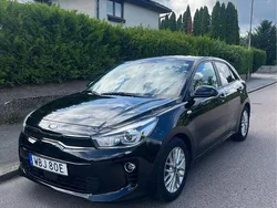 Svart Begagnad 2020 Kia Rio Advance Halvkombi | 115 000 kr (Bra pris)