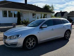 Silver Begagnad 2016 Volvo V60 Ocean Race Kombi | 195 000 kr (Marknadspris)