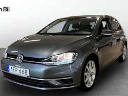 Mörkgrå Begagnad 2018 VW Golf VII Halvkombi | 154 800 kr (Marknadspris)