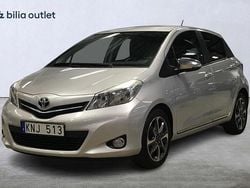 Silver Begagnad 2013 Toyota Yaris Trend Halvkombi | 84 900 kr (Marknadspris)