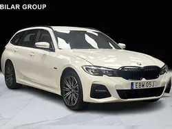 Vit Begagnad 2021 BMW 330e M Sport Kombi | 358 900 kr (Marknadspris)