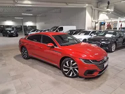Mörkröd Begagnad 2019 VW Arteon R-line Halvkombi | 278 500 kr (Bra pris)