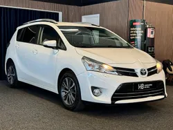Vit Begagnad 2016 Toyota Verso Multidrive S Minibuss | 129 900 kr (Marknadspris)