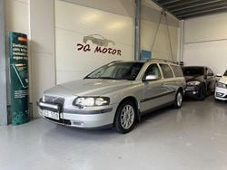 Ljusgrå Begagnad 2004 Volvo V70 Business Edition Kombi | 24 900 kr (Marknadspris)