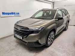 Grön Ny 2024 Subaru Forester SUV | 463 400 kr (Marknadspris)