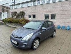 Grön Begagnad 2009 Hyundai i20 Premium Halvkombi | 33 500 kr