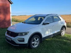 Vit Begagnad 2021 VW T-Roc SUV | 220 000 kr (Marknadspris)