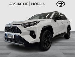 Vit Begagnad 2024 Toyota RAV4 Hybrid Sport SUV | 489 000 kr (Bra pris)