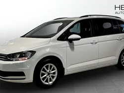 Vit (white) Begagnad 2016 VW Touran Minibuss | 184 900 kr (Marknadspris)