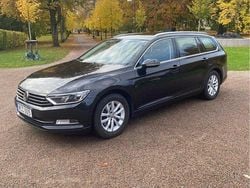 Svart Begagnad 2017 VW Passat Kombi | 95 000 kr (Superpris)
