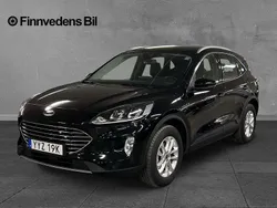 Svart Begagnad 2021 Ford Kuga Titanium SUV | 229 000 kr (Bra pris)