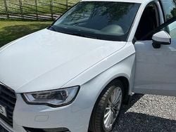 Vit Begagnad 2015 Audi A3 Sportback Ambition Halvkombi | 95 000 kr (Bra pris)
