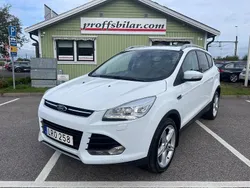 Vit Begagnad 2013 Ford Kuga Titanium SUV | 109 900 kr (Marknadspris)