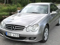 Silver Begagnad 2005 Mercedes CLK200 Avantgarde Sportkupé | 69 000 kr (Dyr)