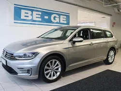 Silver Begagnad 2016 VW Passat GTE Kombi | 129 900 kr (Lite dyr)