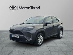 Mörkgrå (grå) Begagnad 2022 Toyota Yaris Hybrid Active SUV | 239 000 kr (Lite dyr)