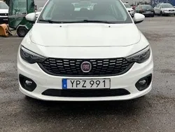 Vit Begagnad 2019 Fiat Tipo Halvkombi | 111 900 kr (Bra pris)