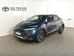 Blå Begagnad 2024 Toyota C-HR Style SUV | 419 900 kr (Marknadspris)